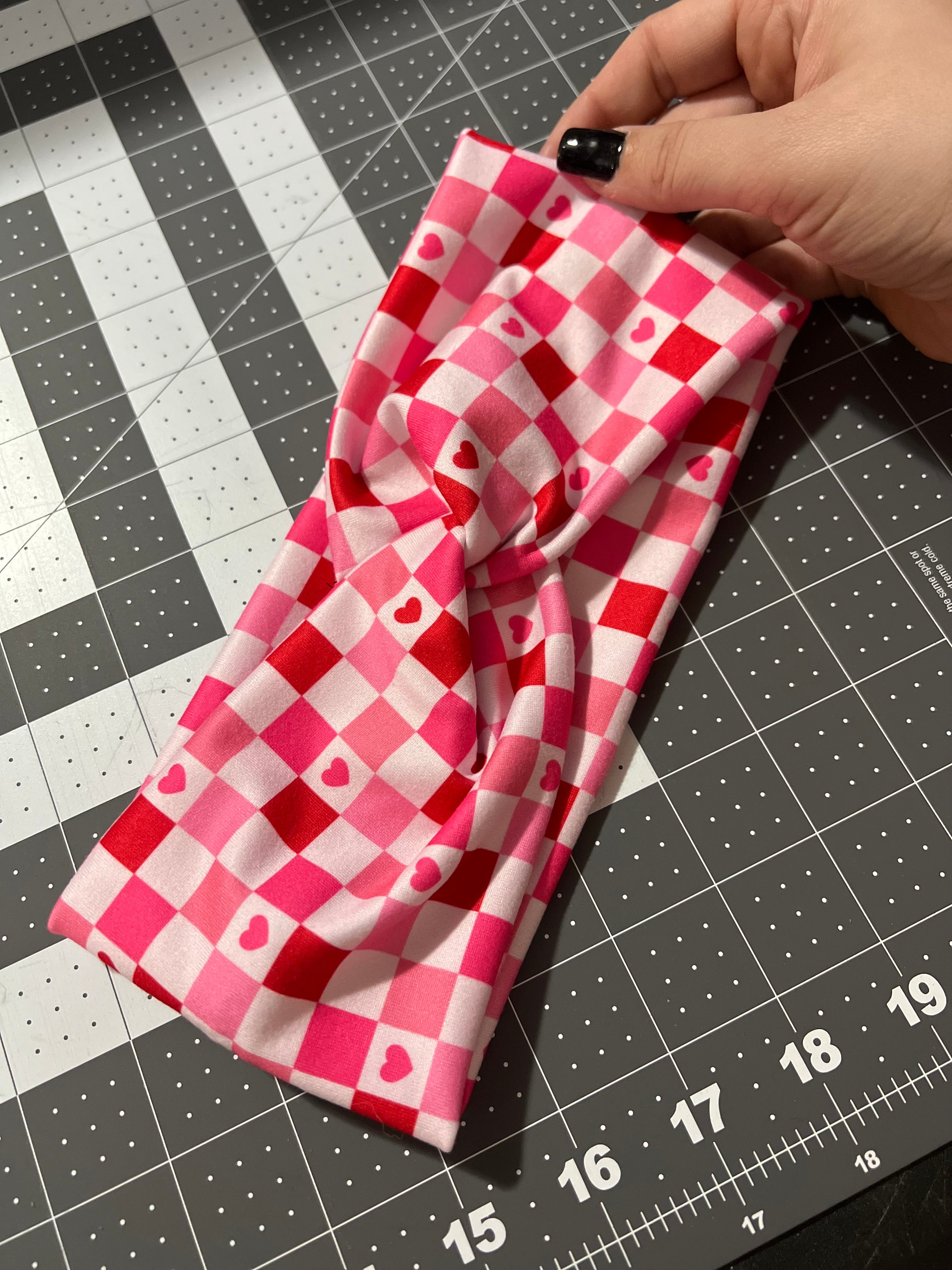 Checkered Hearts Twist Headbands